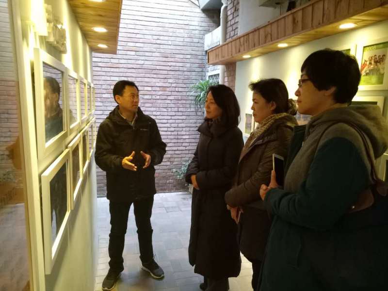 市區(qū)婦聯(lián)領(lǐng)導在北京協(xié)作者召開社會組織黨建工作調(diào)研座談會