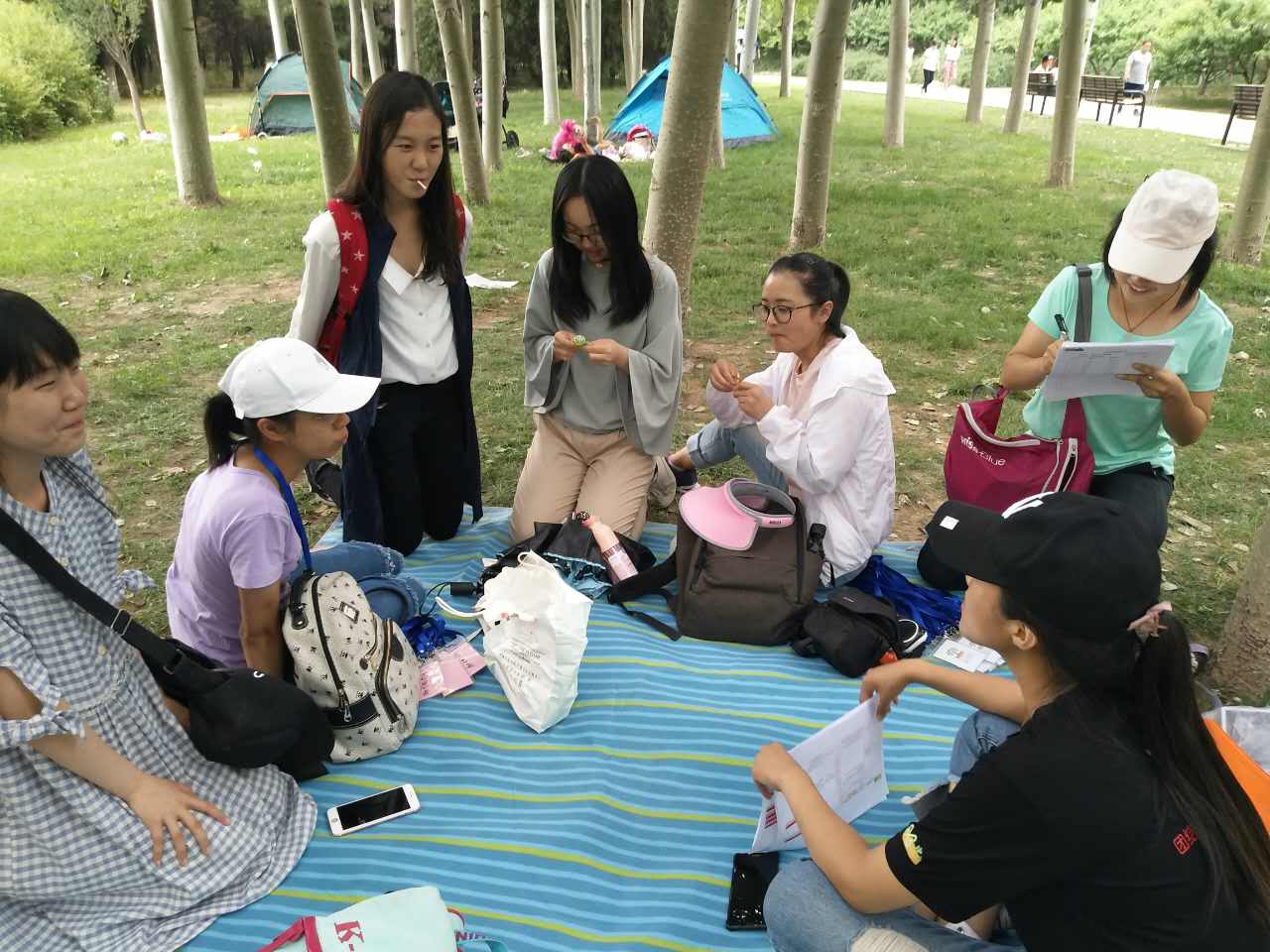 齊心協(xié)力，快樂奔跑 ——北京協(xié)作者攜手社區(qū)兒童及家長舉辦奧林匹克森林公園交流活動